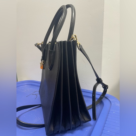 EUC Michael Kors Black Leather Mini Mercer Tote Clean - Picture 4 of 12